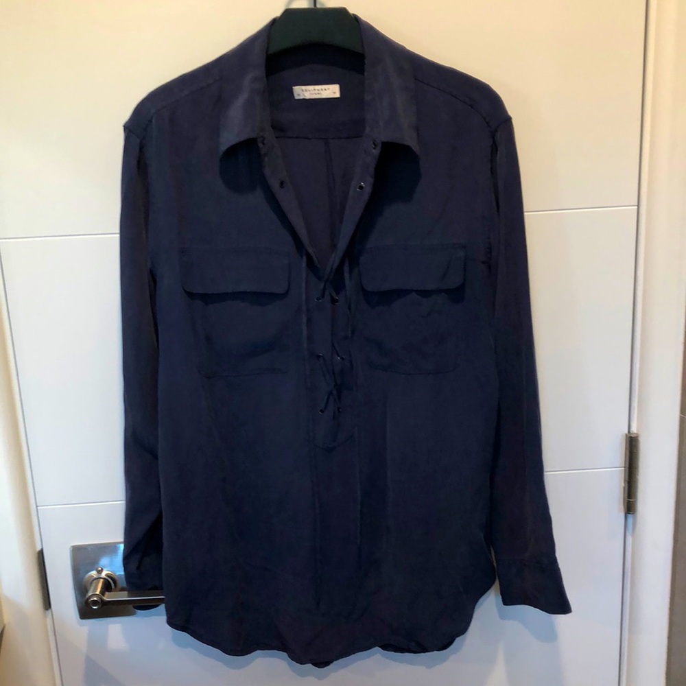 Equipment Blouse with feminine cross-cross neckline
